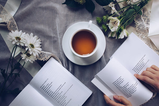 ☕️  Les bienfaits insoupçonnés du Thé : Pourquoi vous devriez en boire tous les jours.
